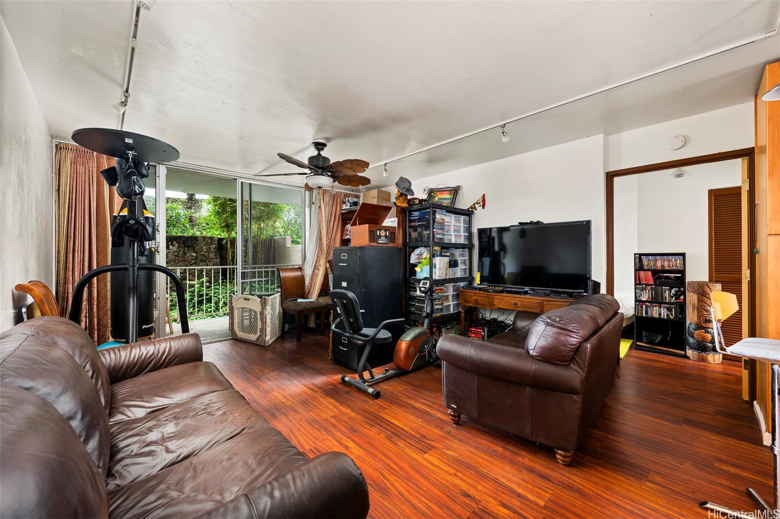 98-703 Iho Place  Unit 1402