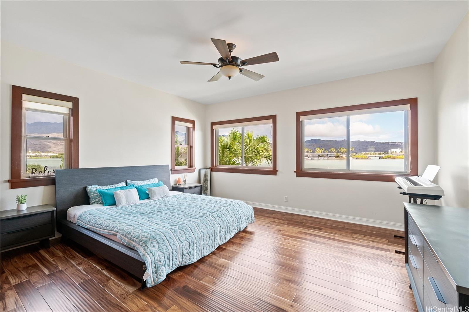 7096 Kalanianaole Highway