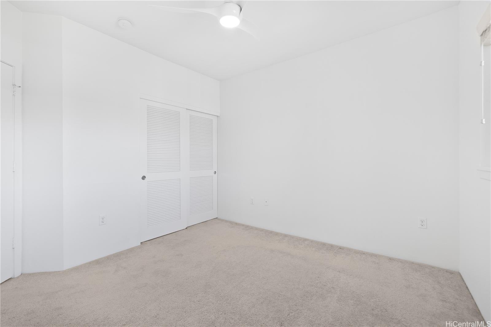 Photo 20 of 25