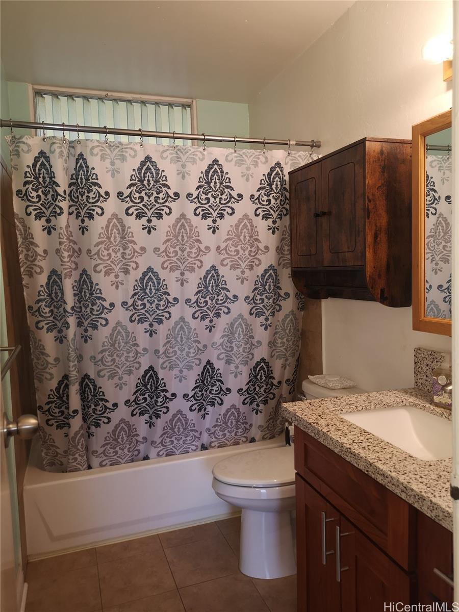 Photo 20 of 25