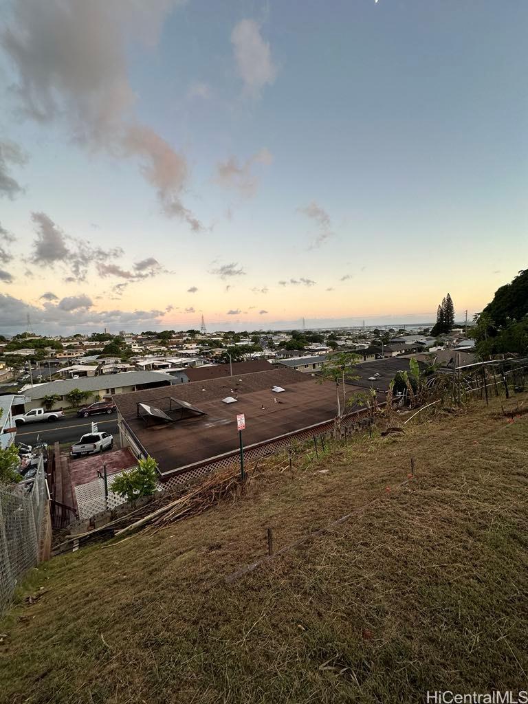 Photo 16 of 25