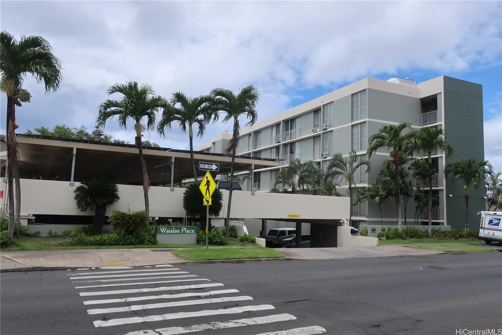 2845 Waialae Avenue 320