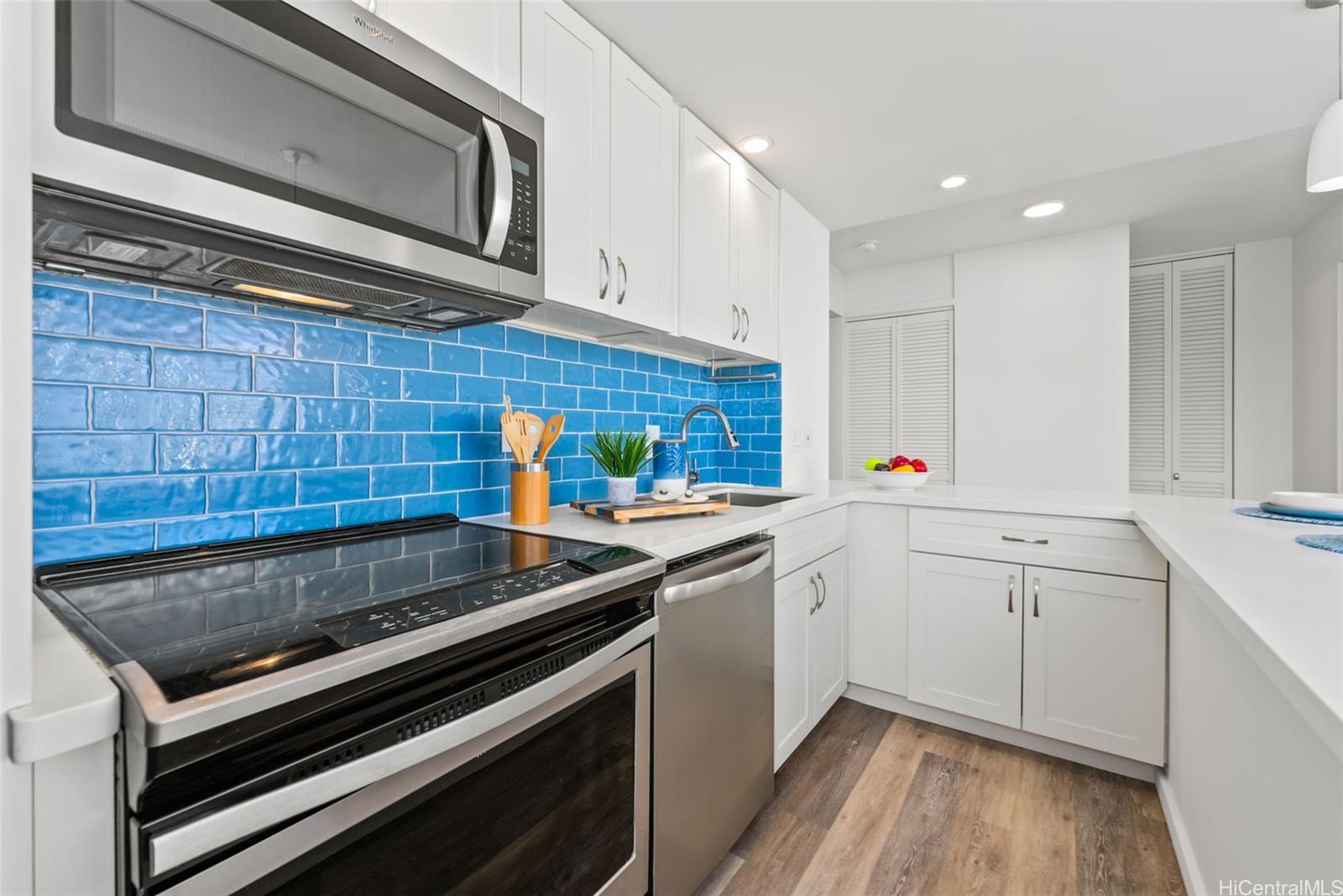 2345 Ala Wai Boulevard  Unit 2718