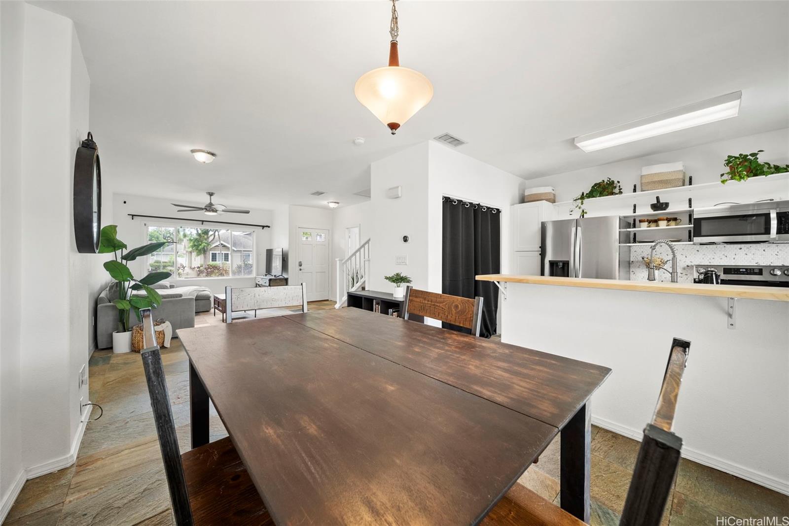 91-1061 Kaileolea Drive  Unit 2C5