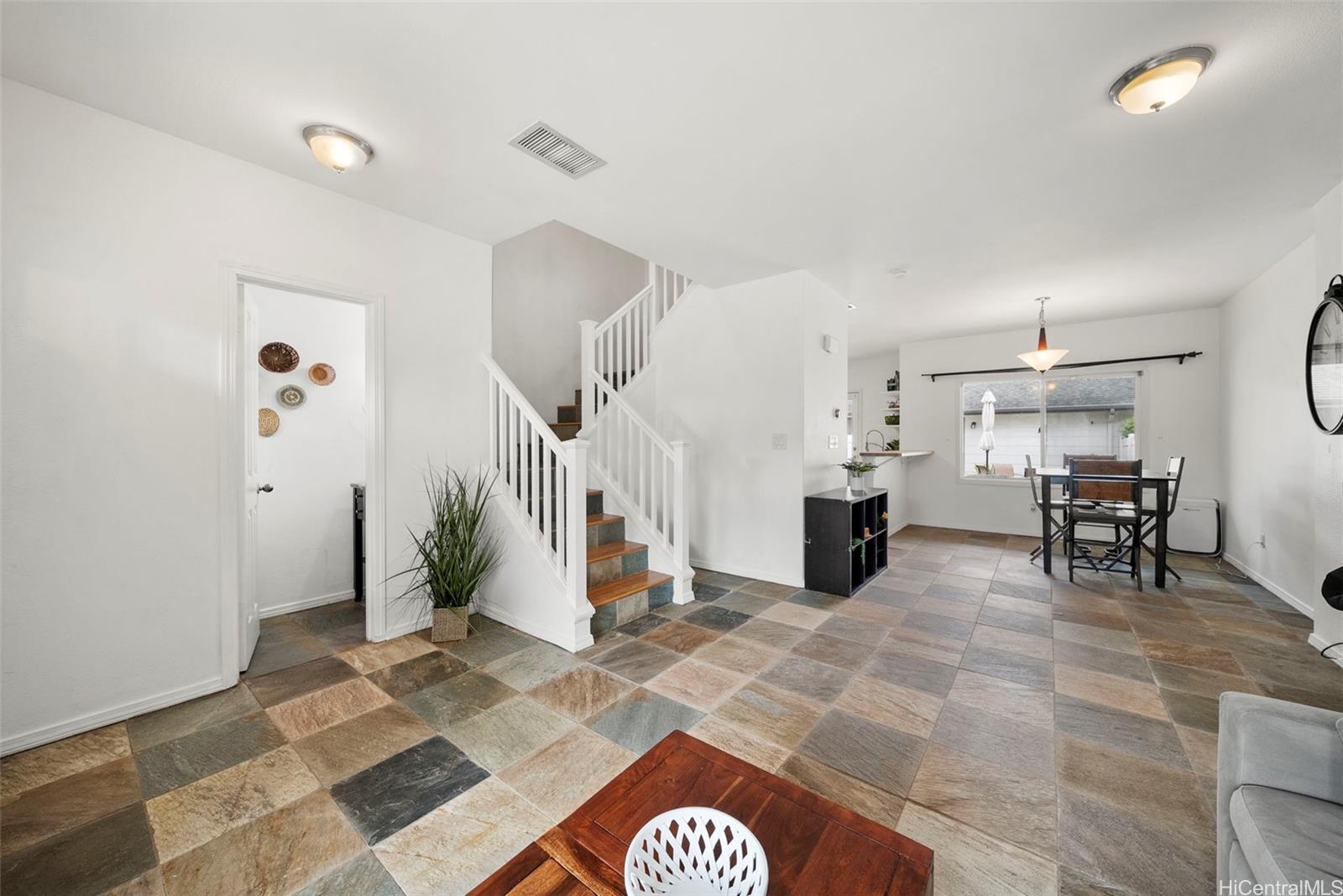 91-1061 Kaileolea Drive  Unit 2C5