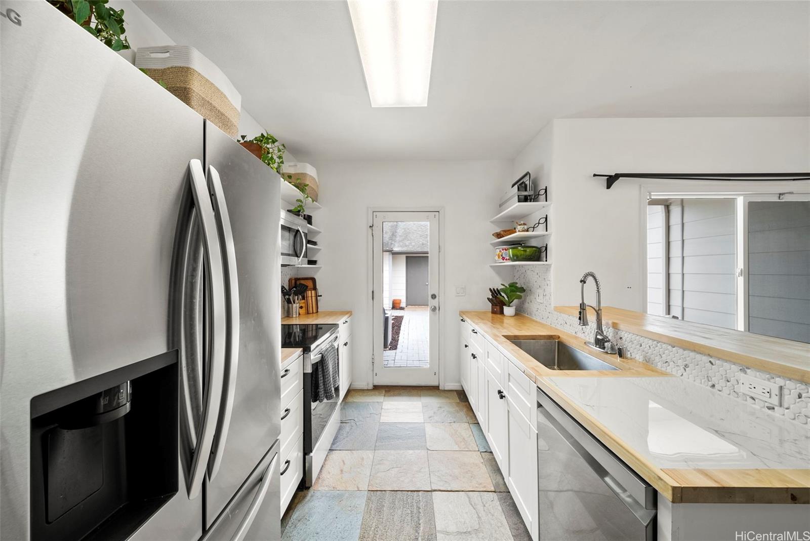 91-1061 Kaileolea Drive  Unit 2C5