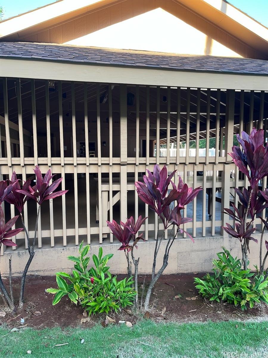 Photo 15 of 17