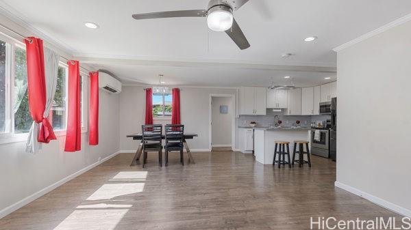 Photo 6 of 23
