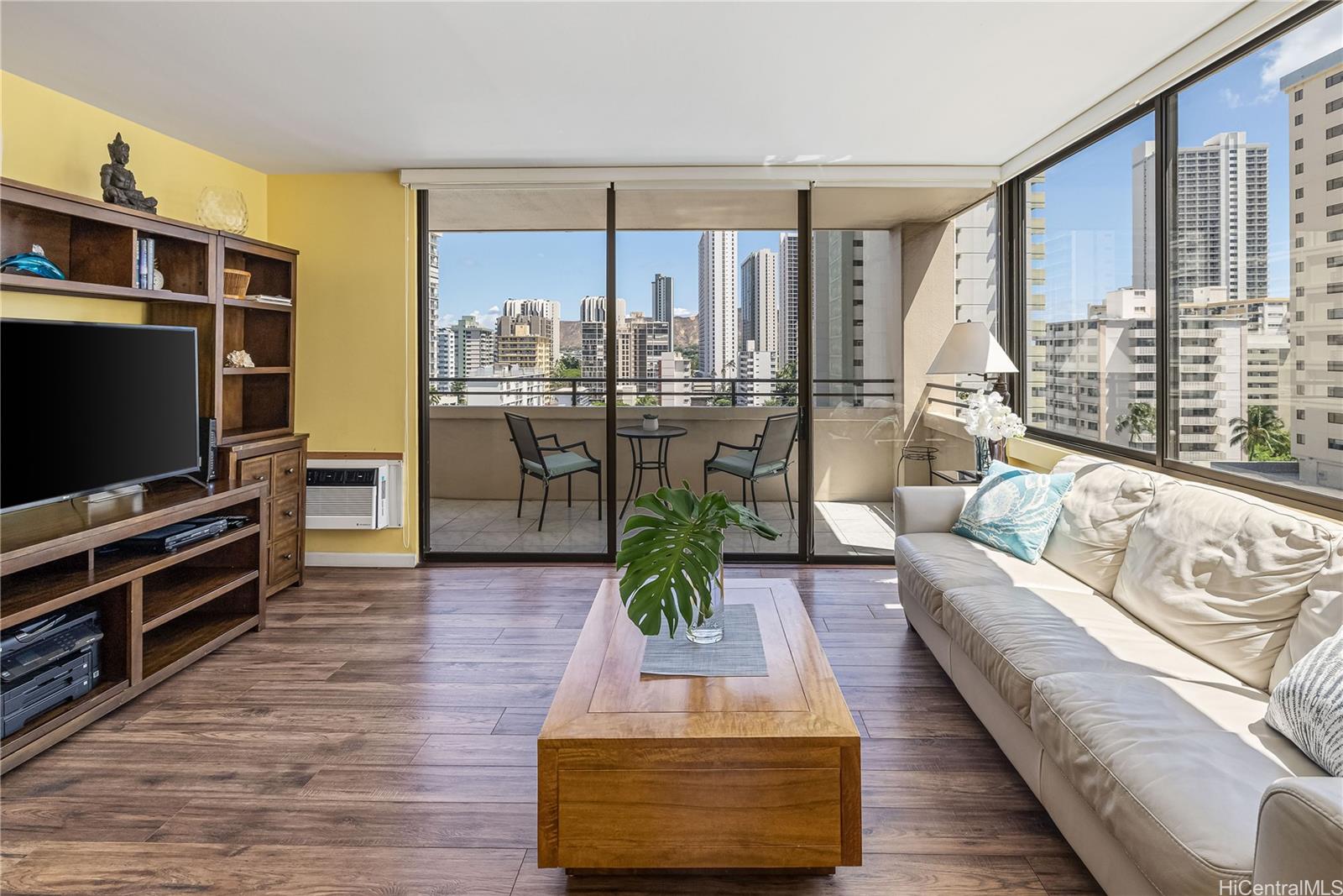 2410 Cleghorn Street 1103