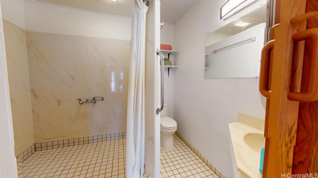 98-1405 Kaahumanu Street  Unit 322