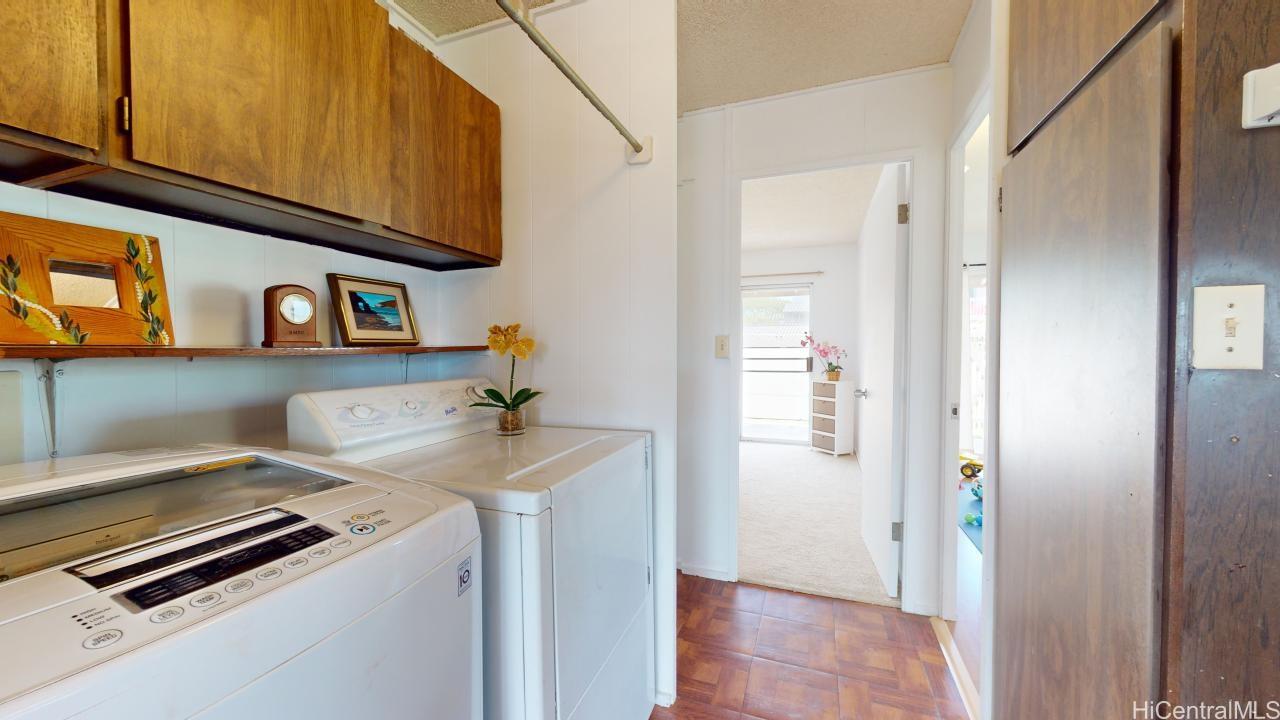 98-1405 Kaahumanu Street  Unit 322