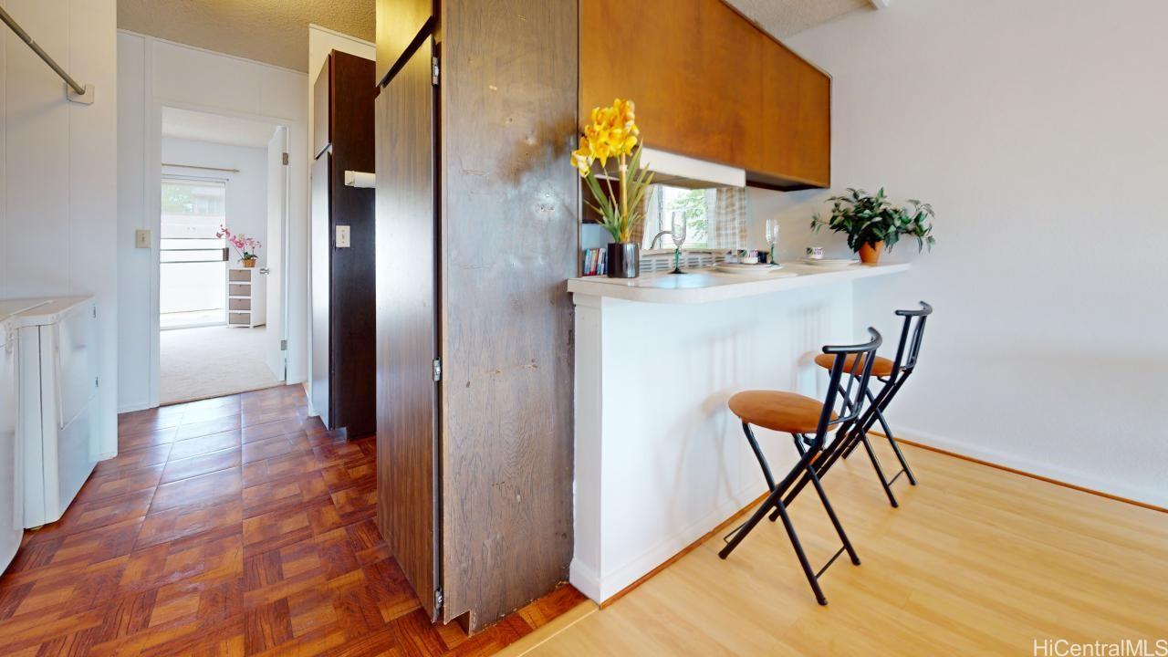 98-1405 Kaahumanu Street  Unit 322