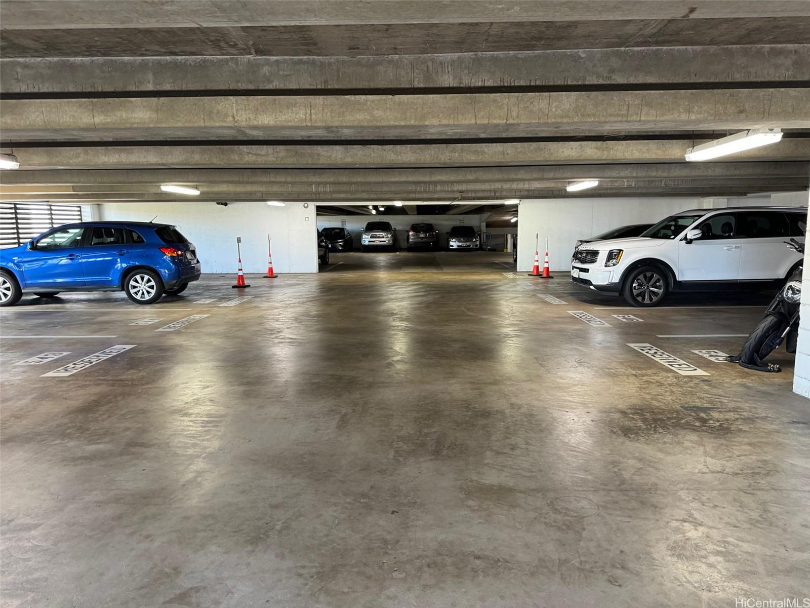 Photo 17 of 25