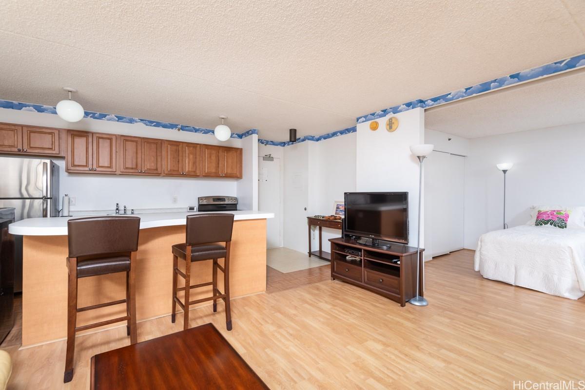 201 Ohua Avenue 1605-I