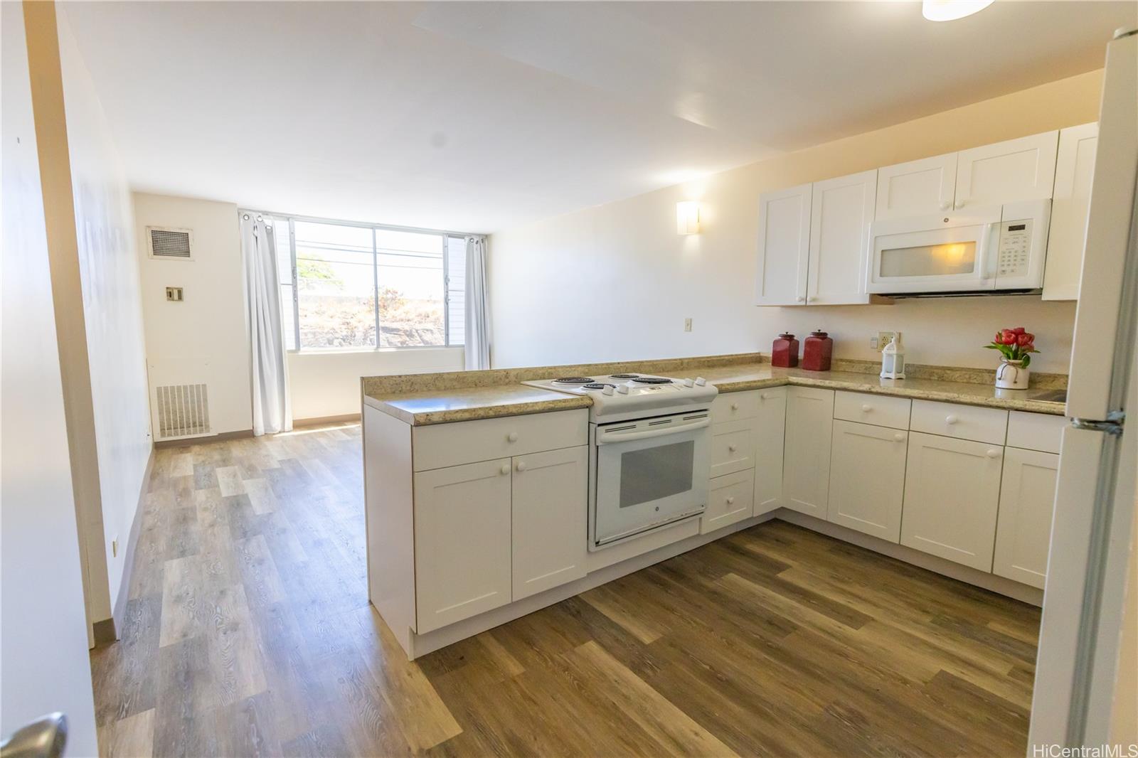 3045 Ala Napuaa Place  Unit 406