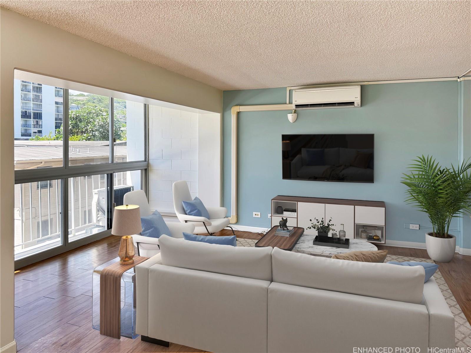 1710 Punahou Street 302