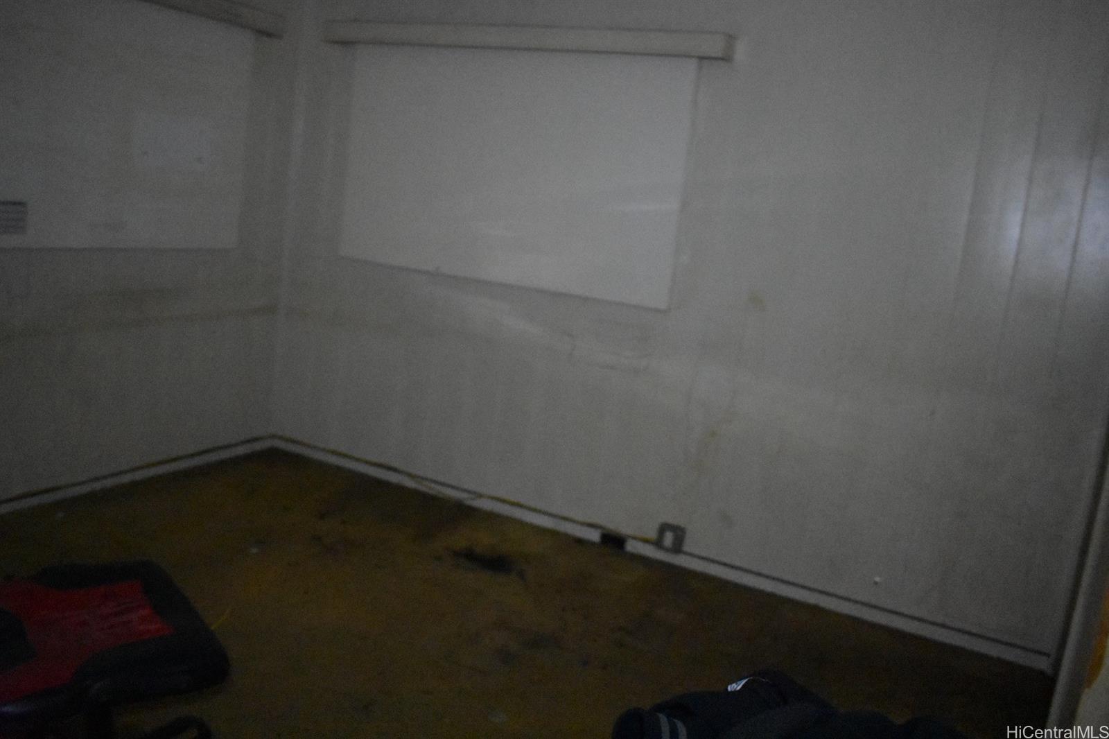 Photo 3 of 5