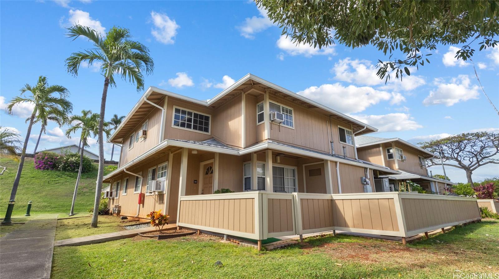 91-1064 Makaaloa Street 13H