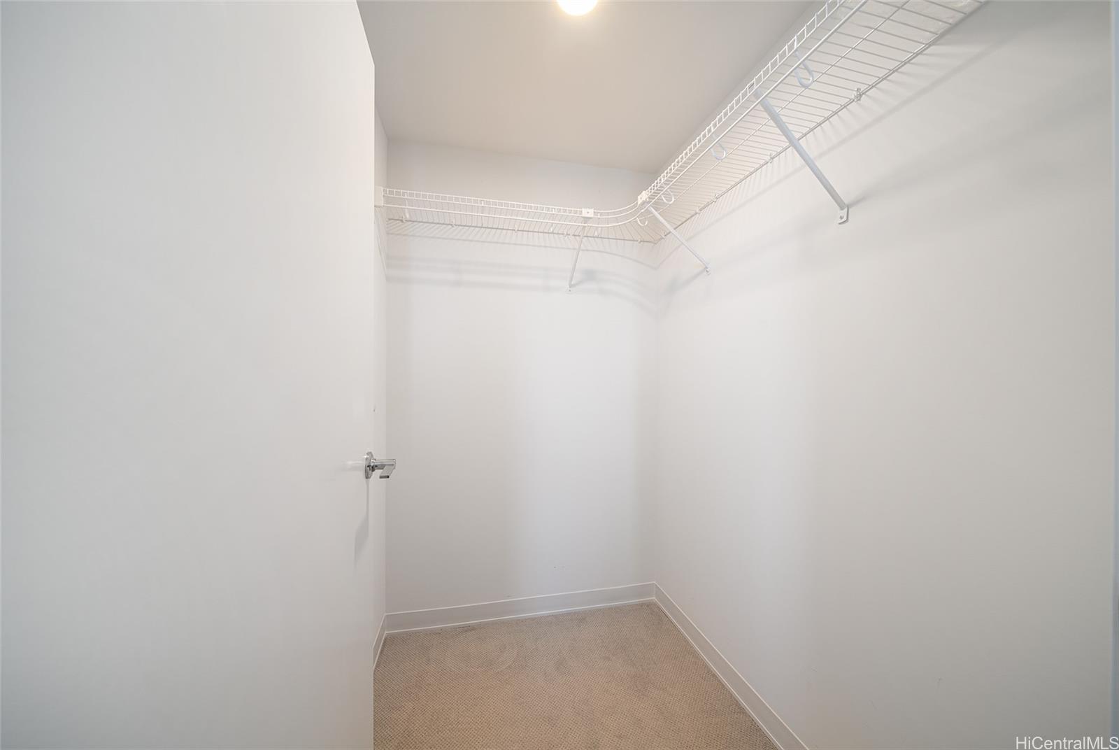 Photo 8 of 25