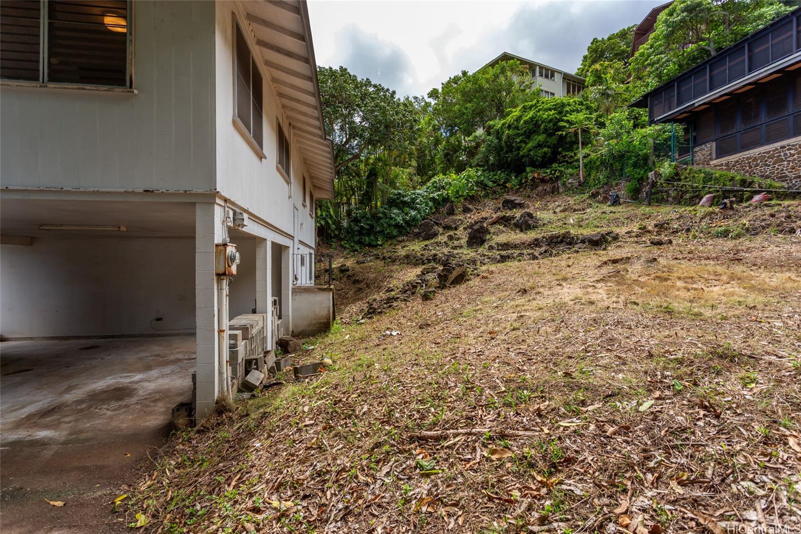 1927 Uluwehi Place