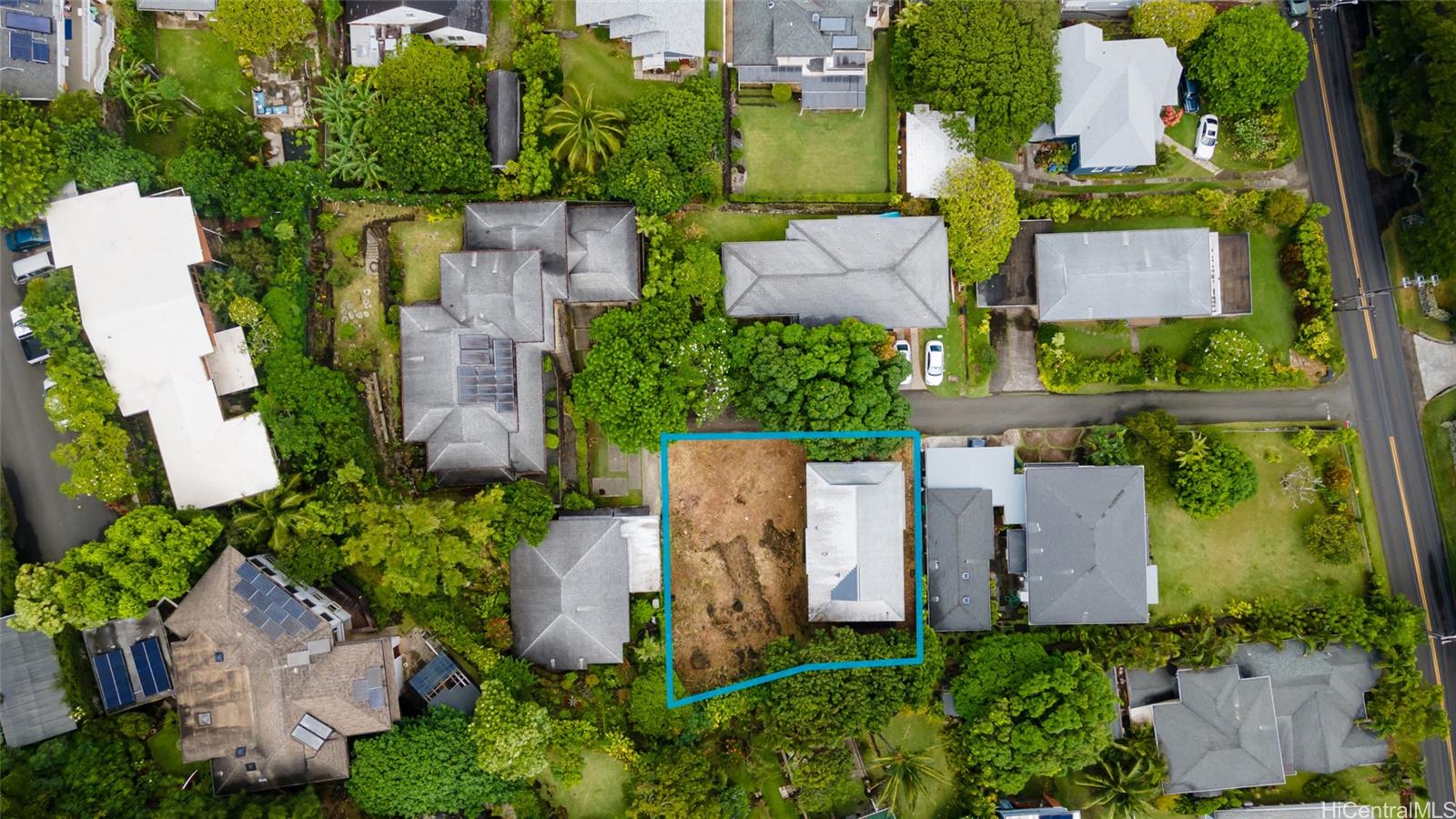 1927 Uluwehi Place