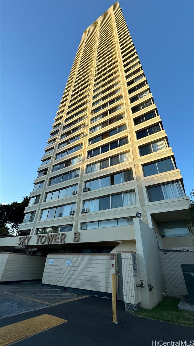 1060 Kamehameha Highway 2204B