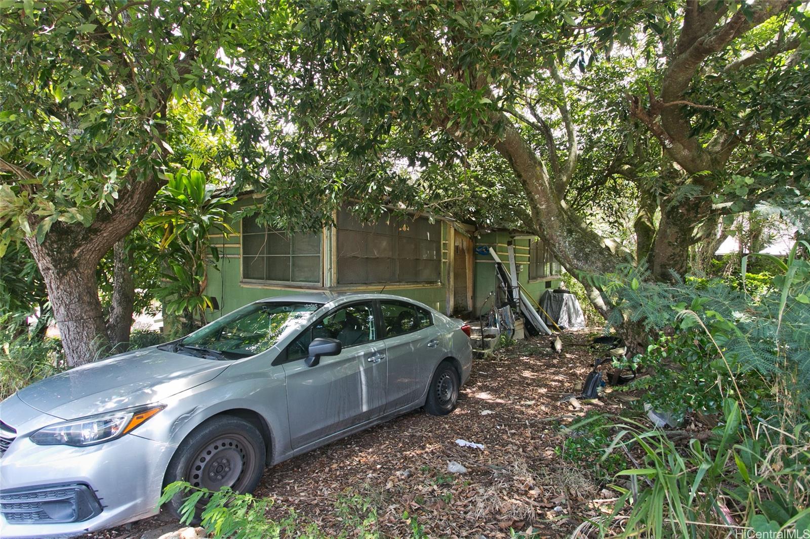 2702 Nihi Street
