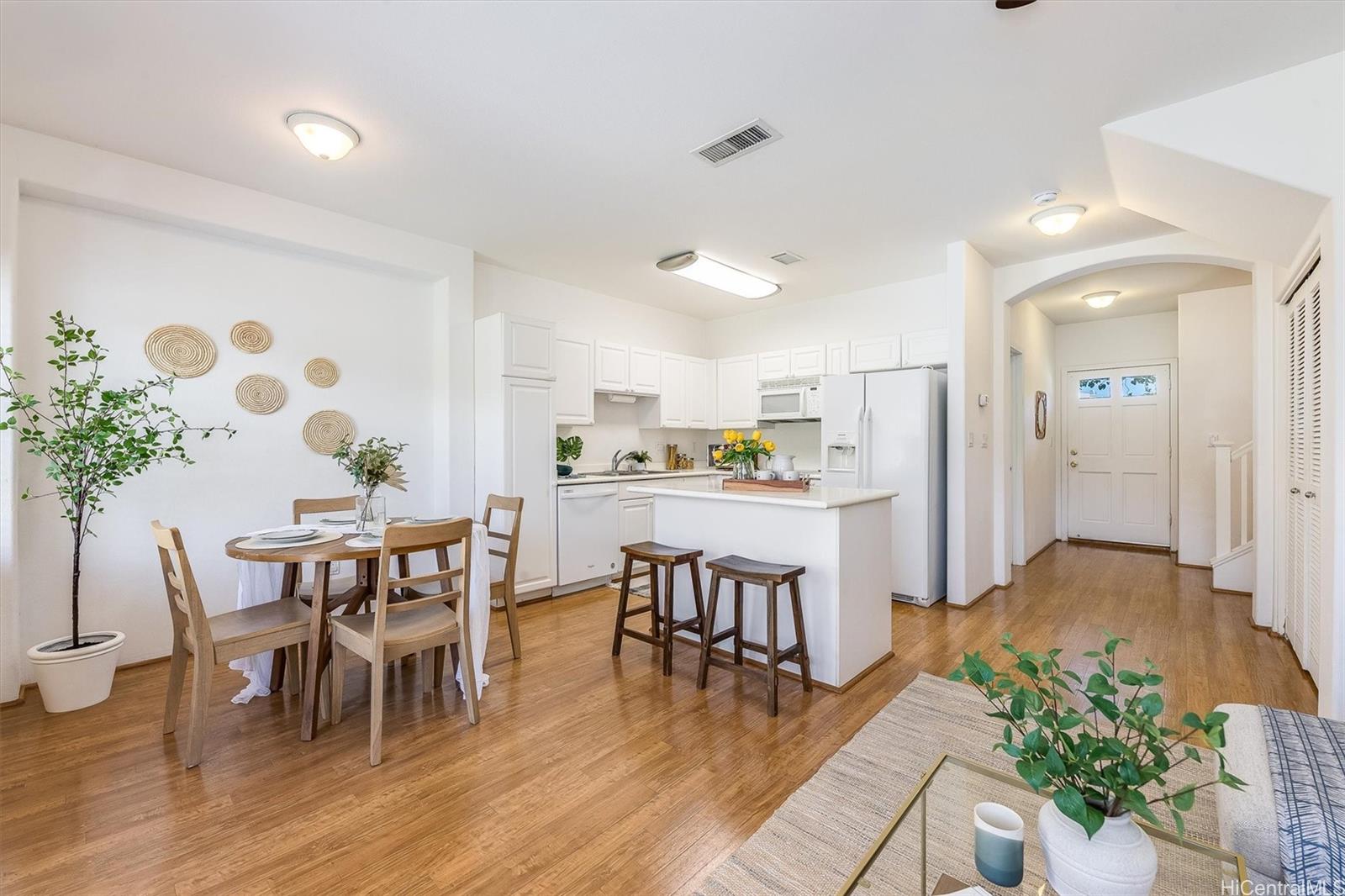 91-1032 Kaimalie Street P3