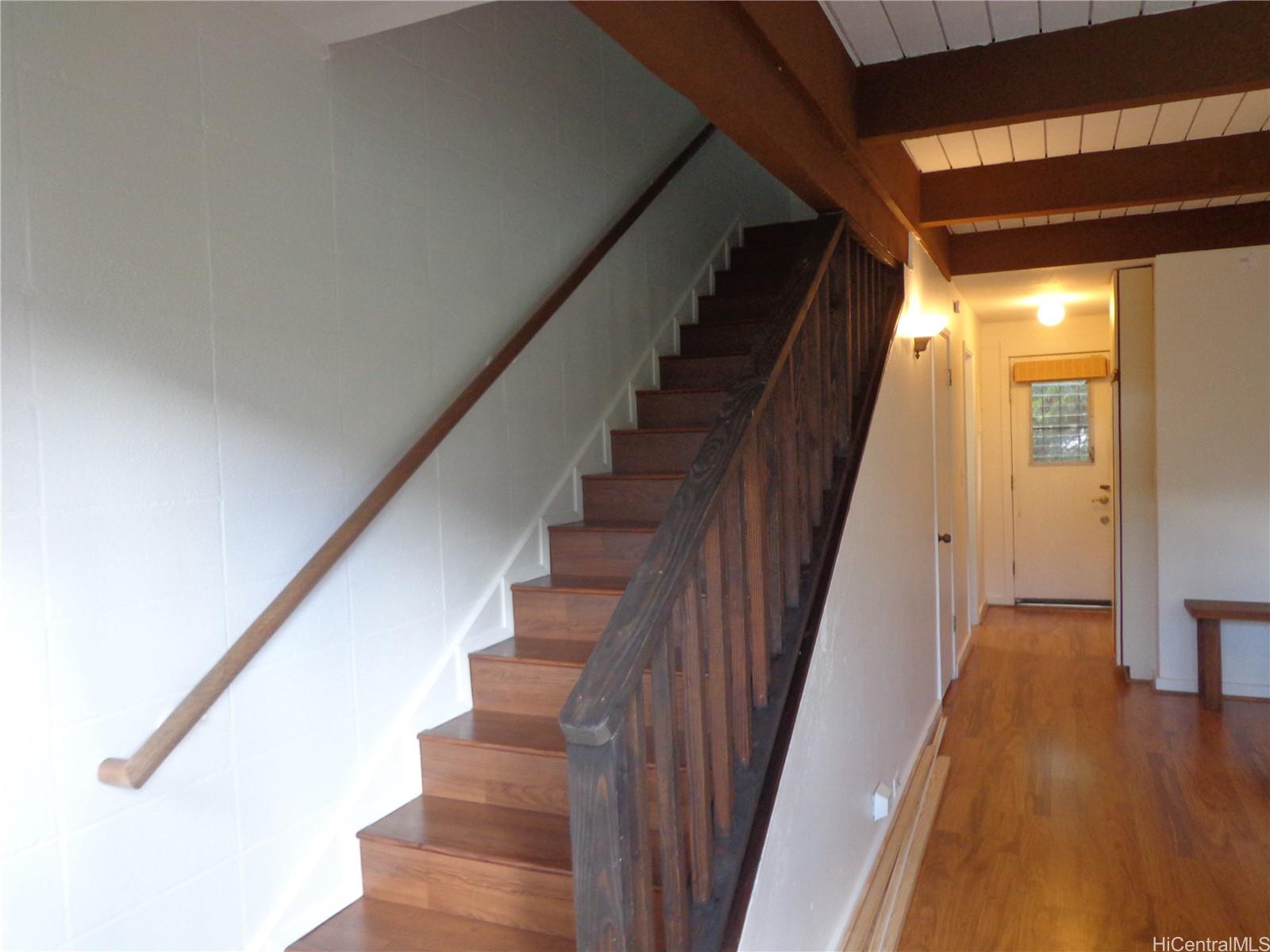 Photo 4 of 21