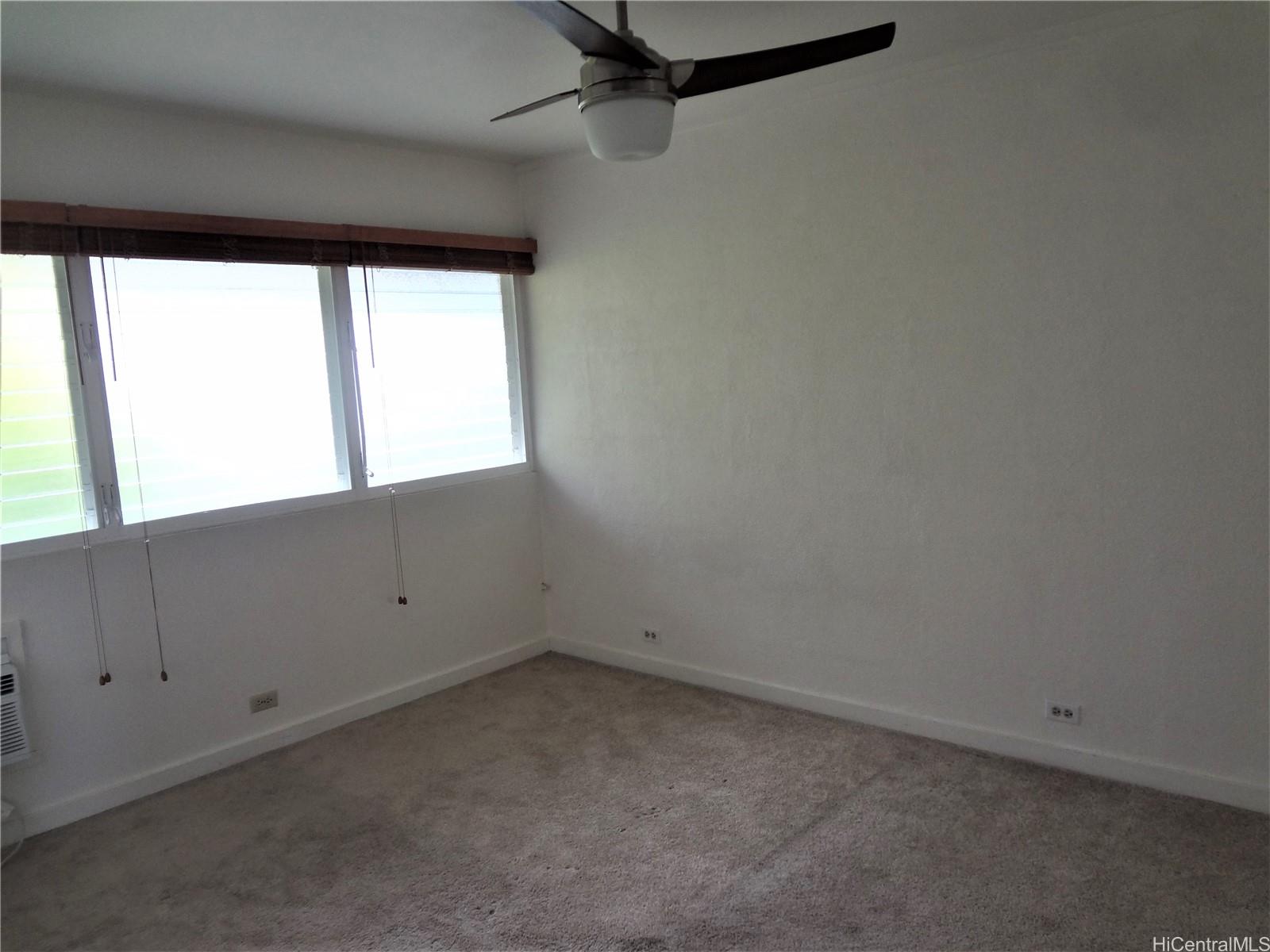 Photo 7 of 21