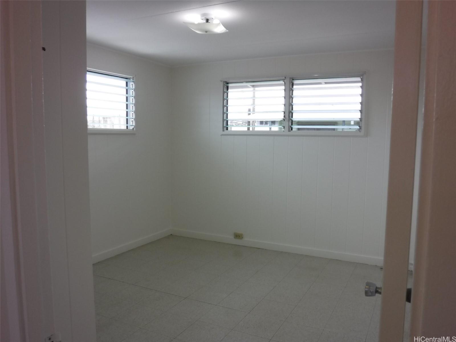 Photo 16 of 21