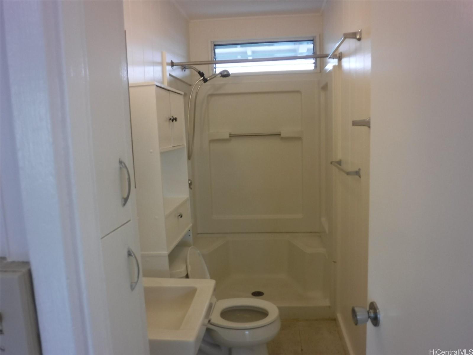 Photo 19 of 21