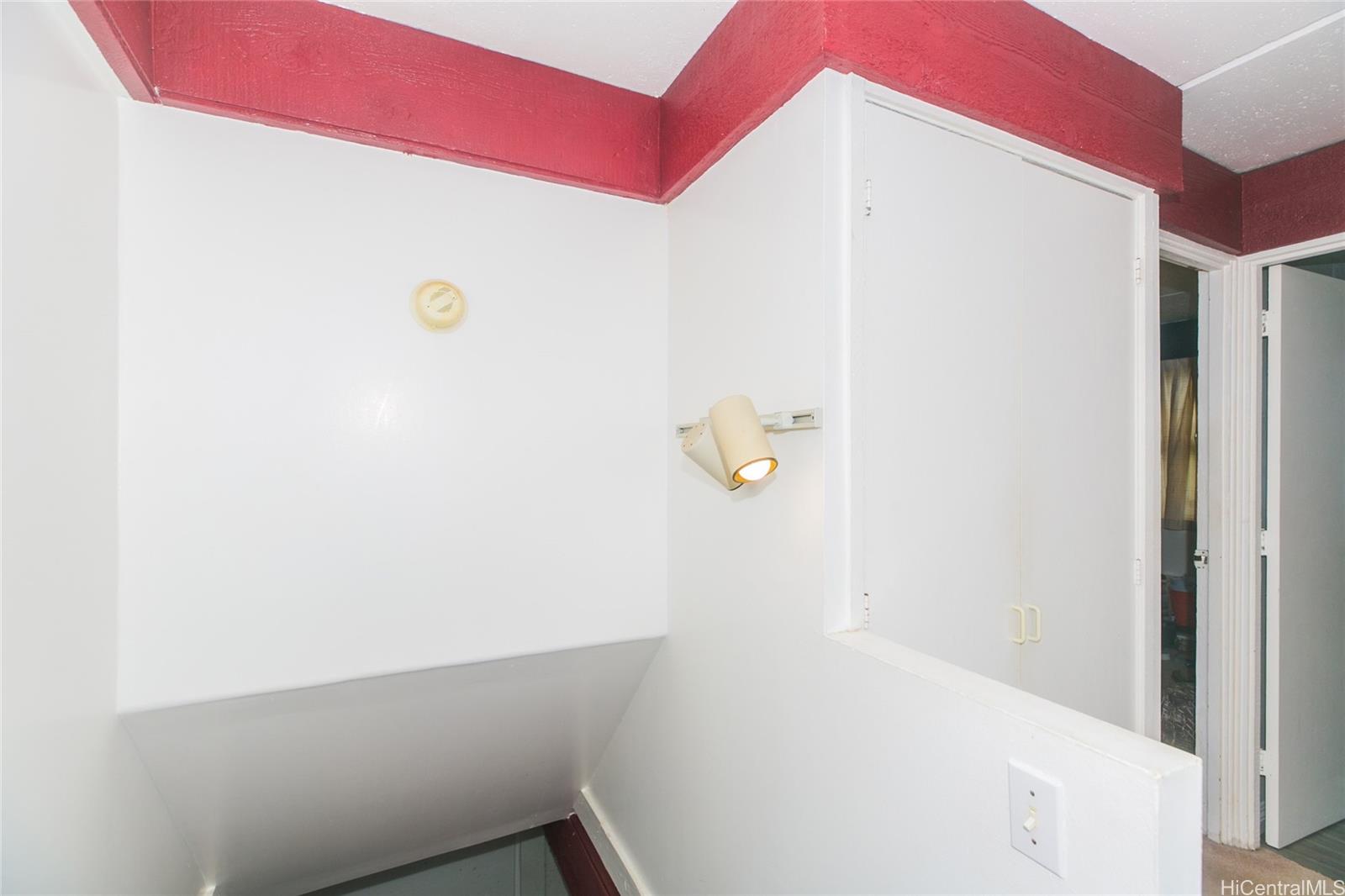 Photo 20 of 25