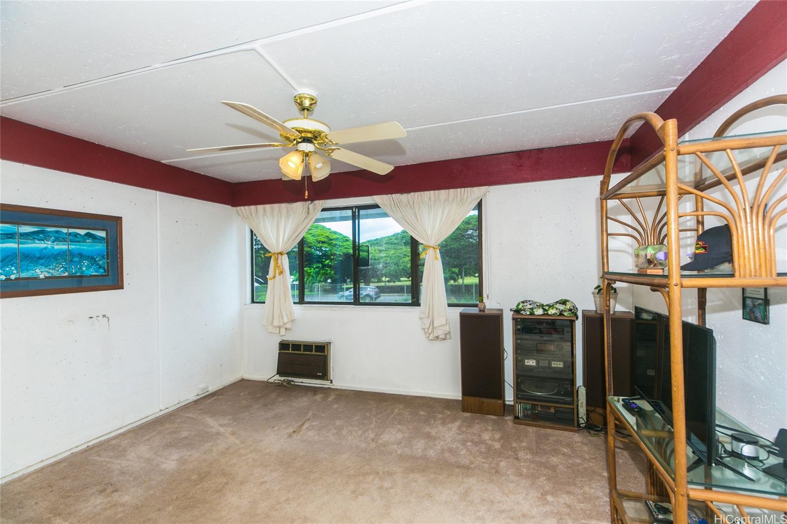 Photo 5 of 25