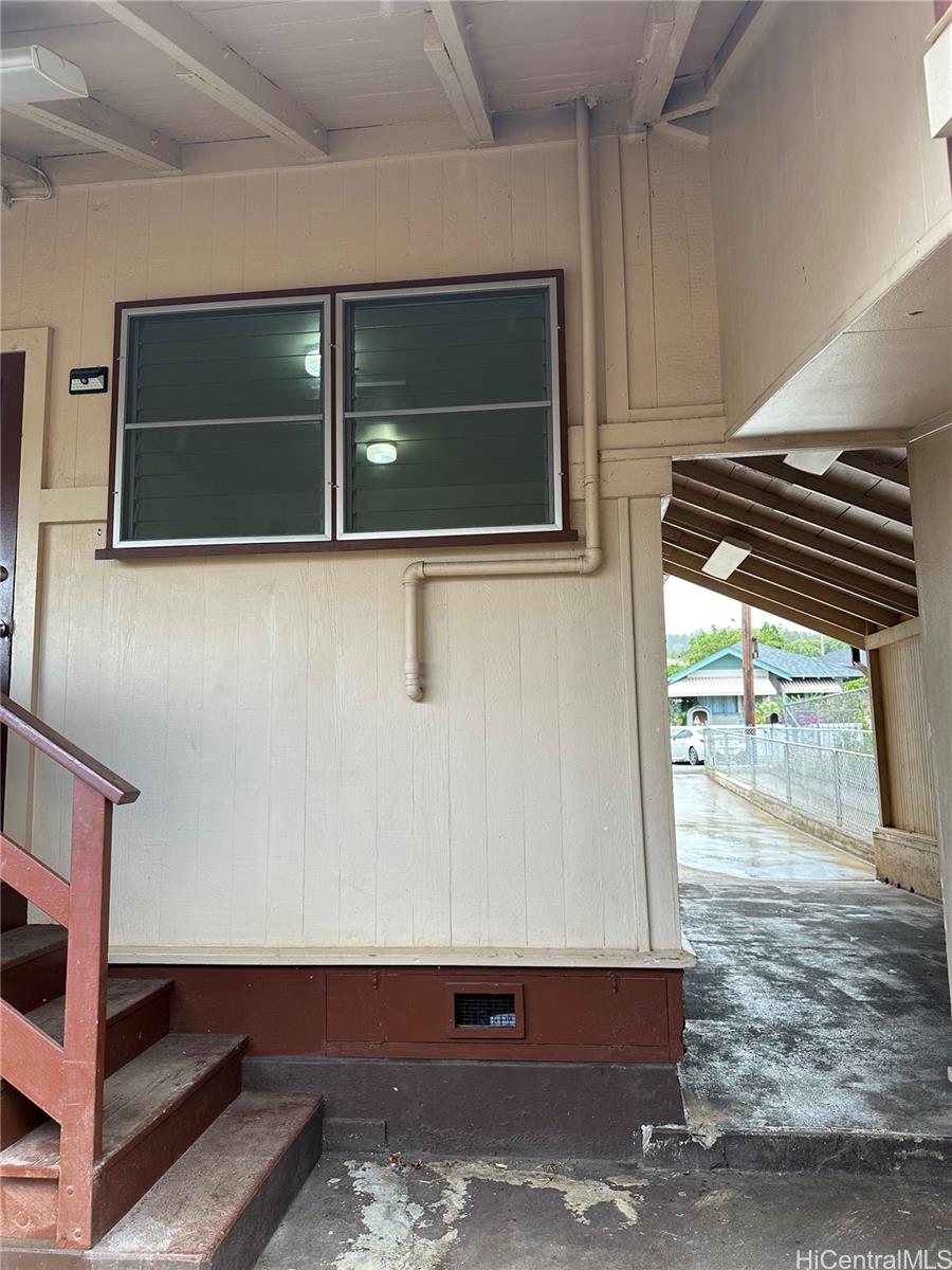 Photo 11 of 24