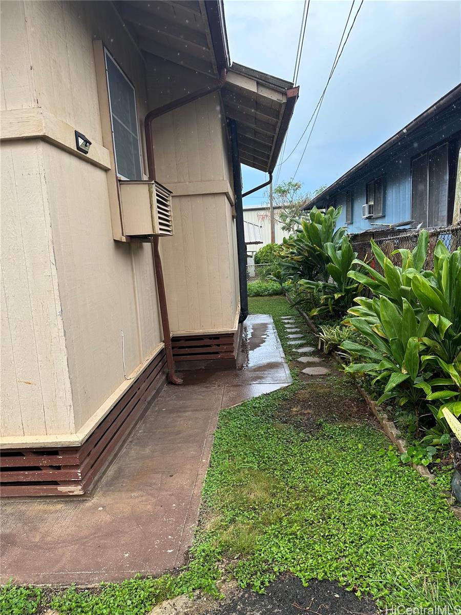 Photo 9 of 24