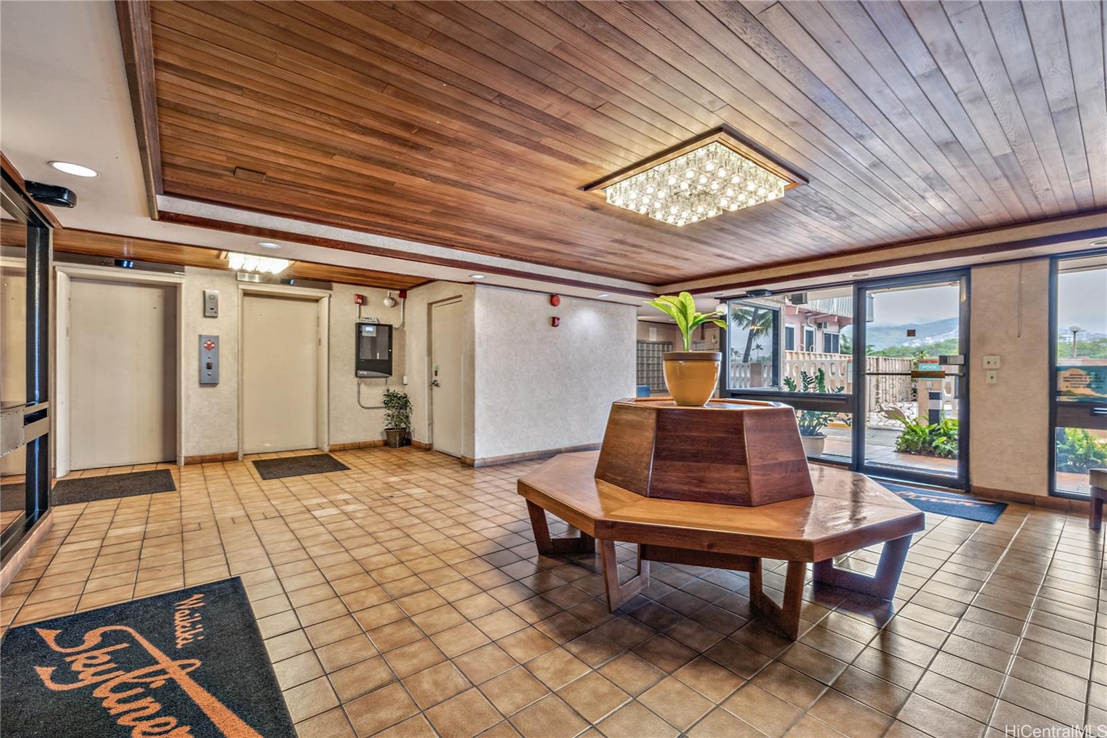 2415 Ala Wai Boulevard  Unit 1202