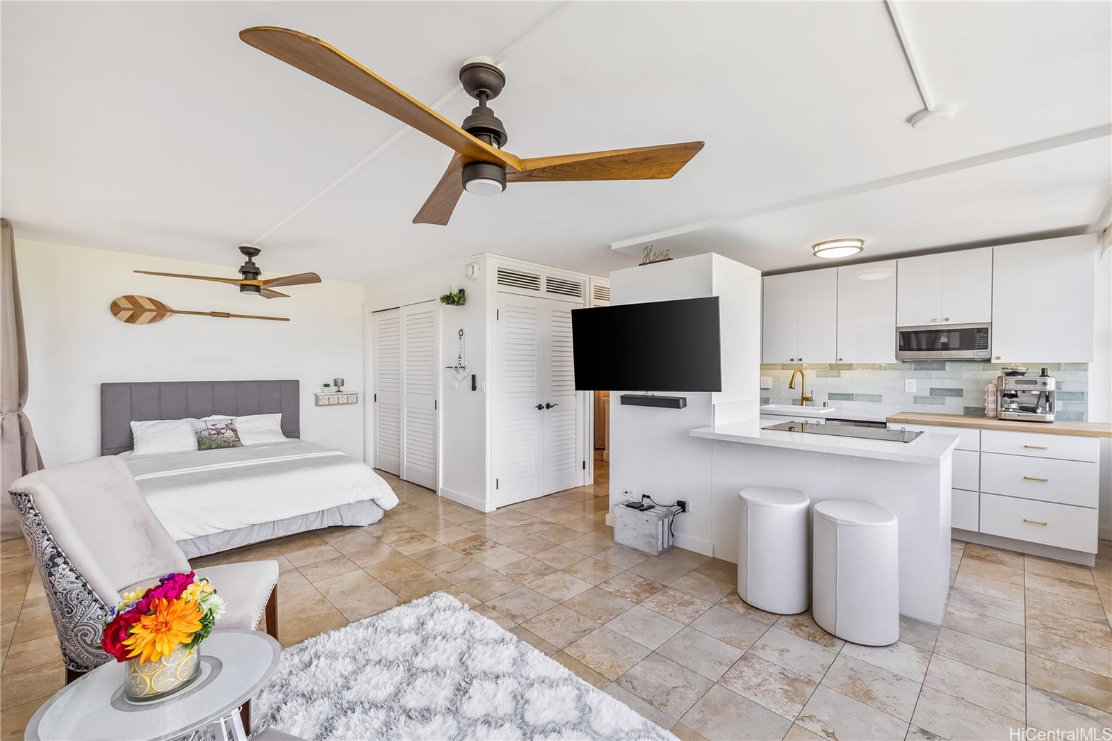 2415 Ala Wai Boulevard  Unit 1202