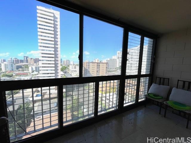 Photo 16 of 21