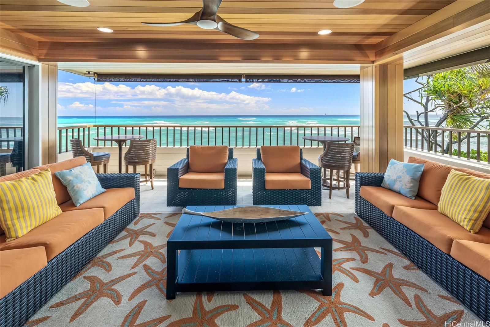 3165 Diamond Head Road  Unit 4