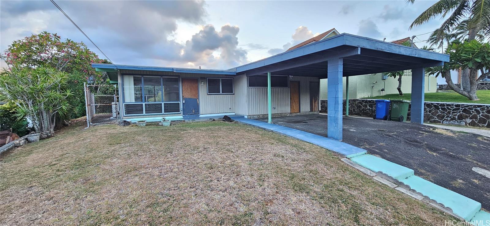 1375 Kupau Street