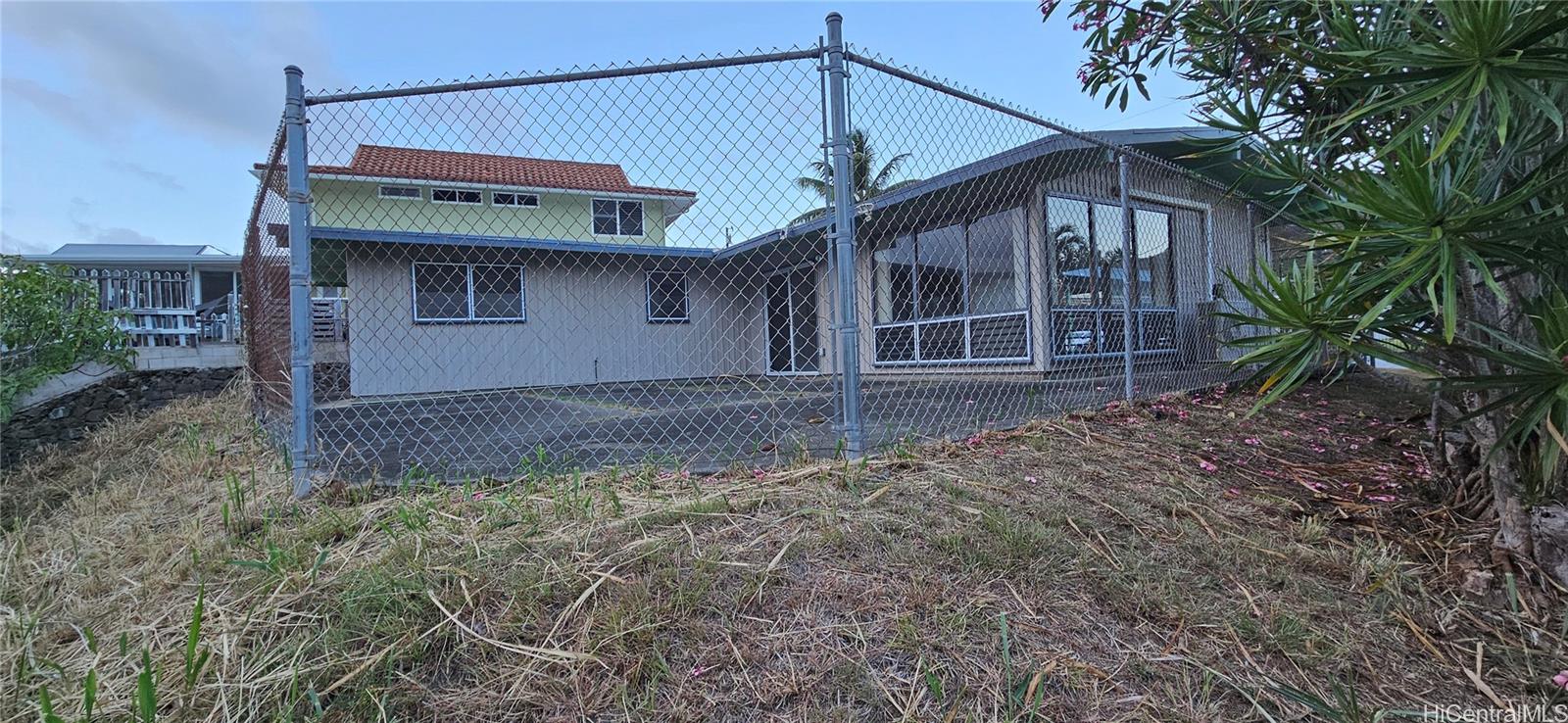 1375 Kupau Street