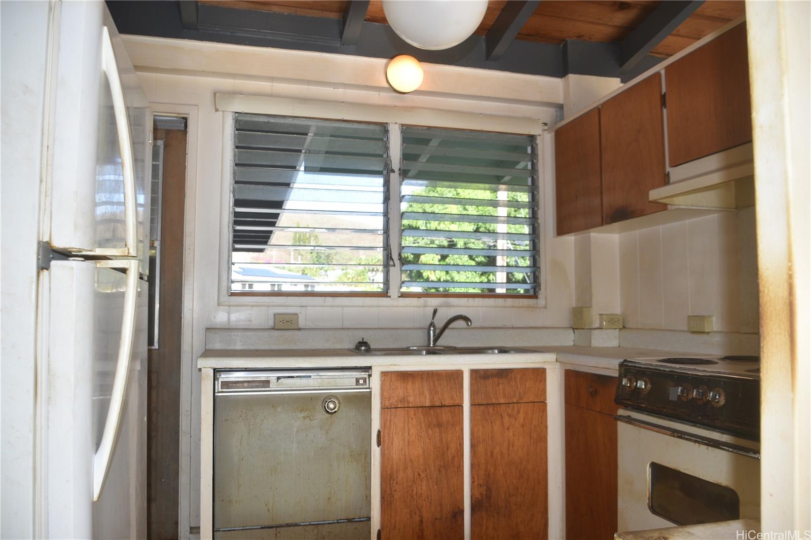 1375 Kupau Street