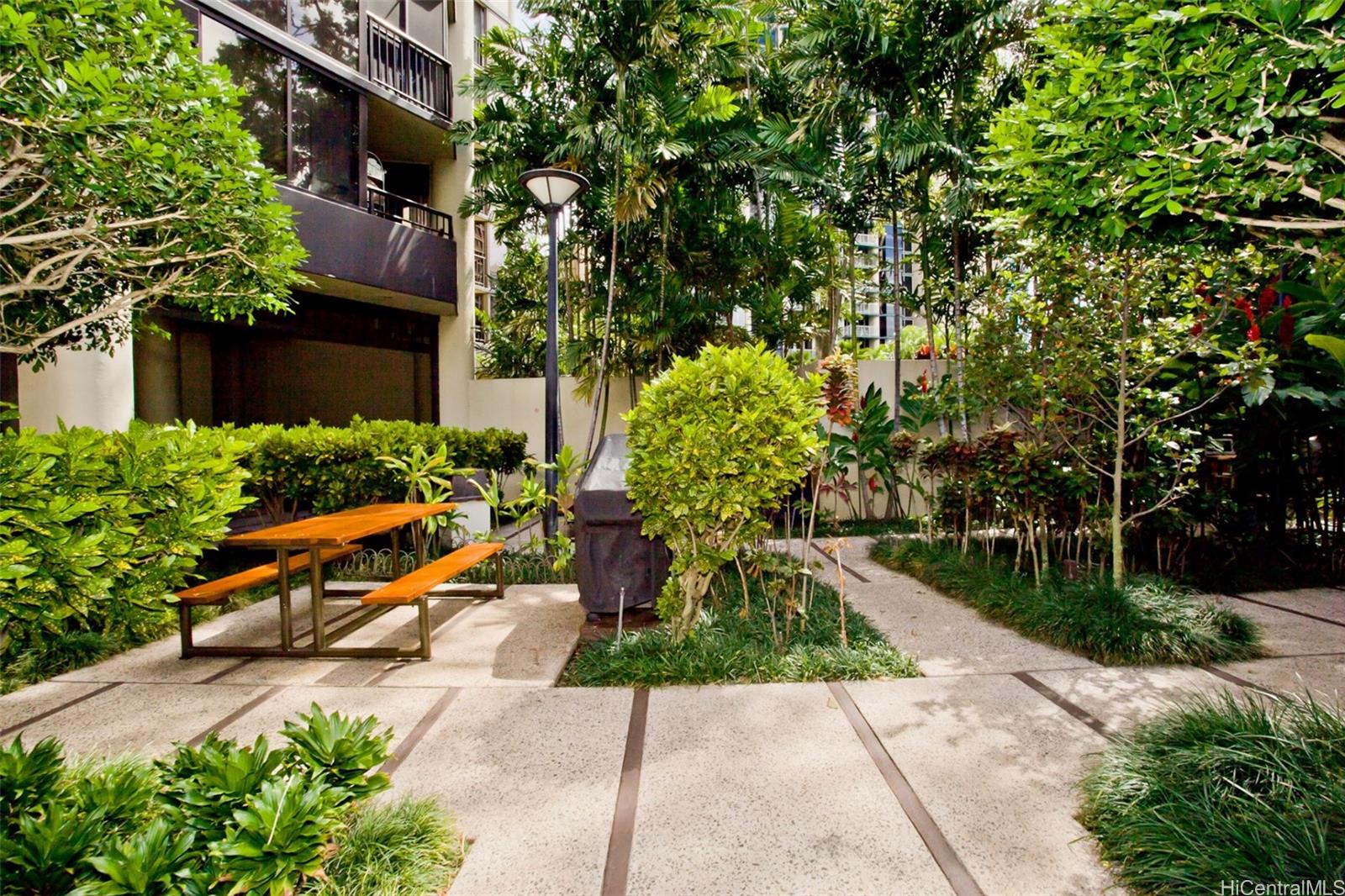 60 N Beretania Street  Unit 506