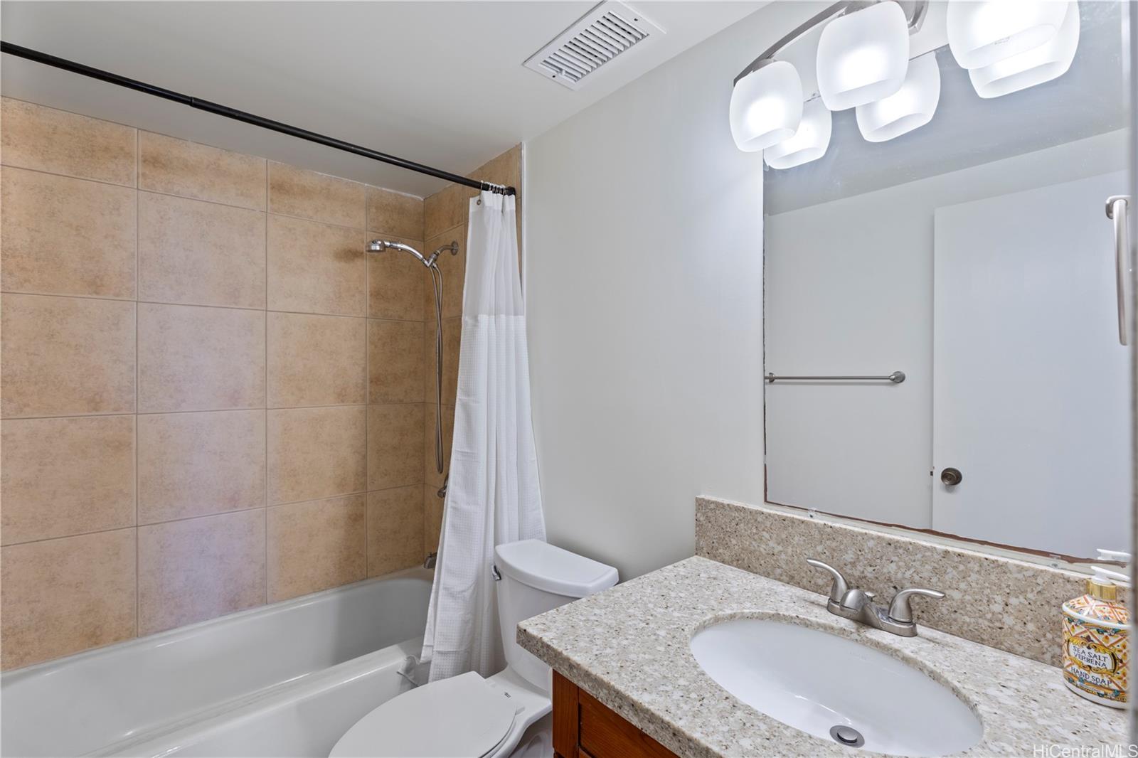 2333 Kapiolani Boulevard  Unit 814