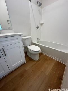 Photo 7 of 9