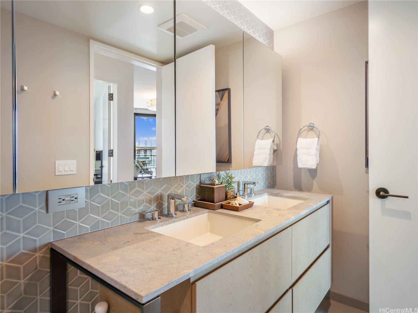 1000 Auahi Street  Unit 2313