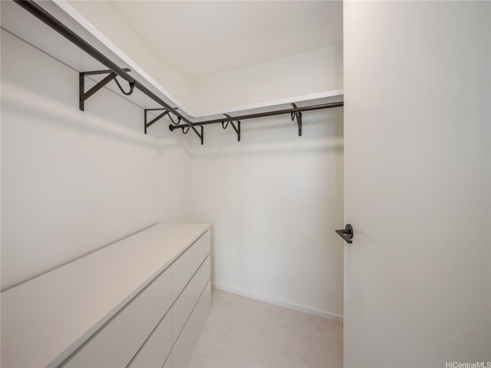 1000 Auahi Street  Unit 2313