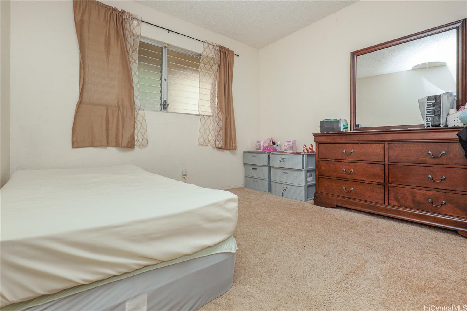 Photo 11 of 22
