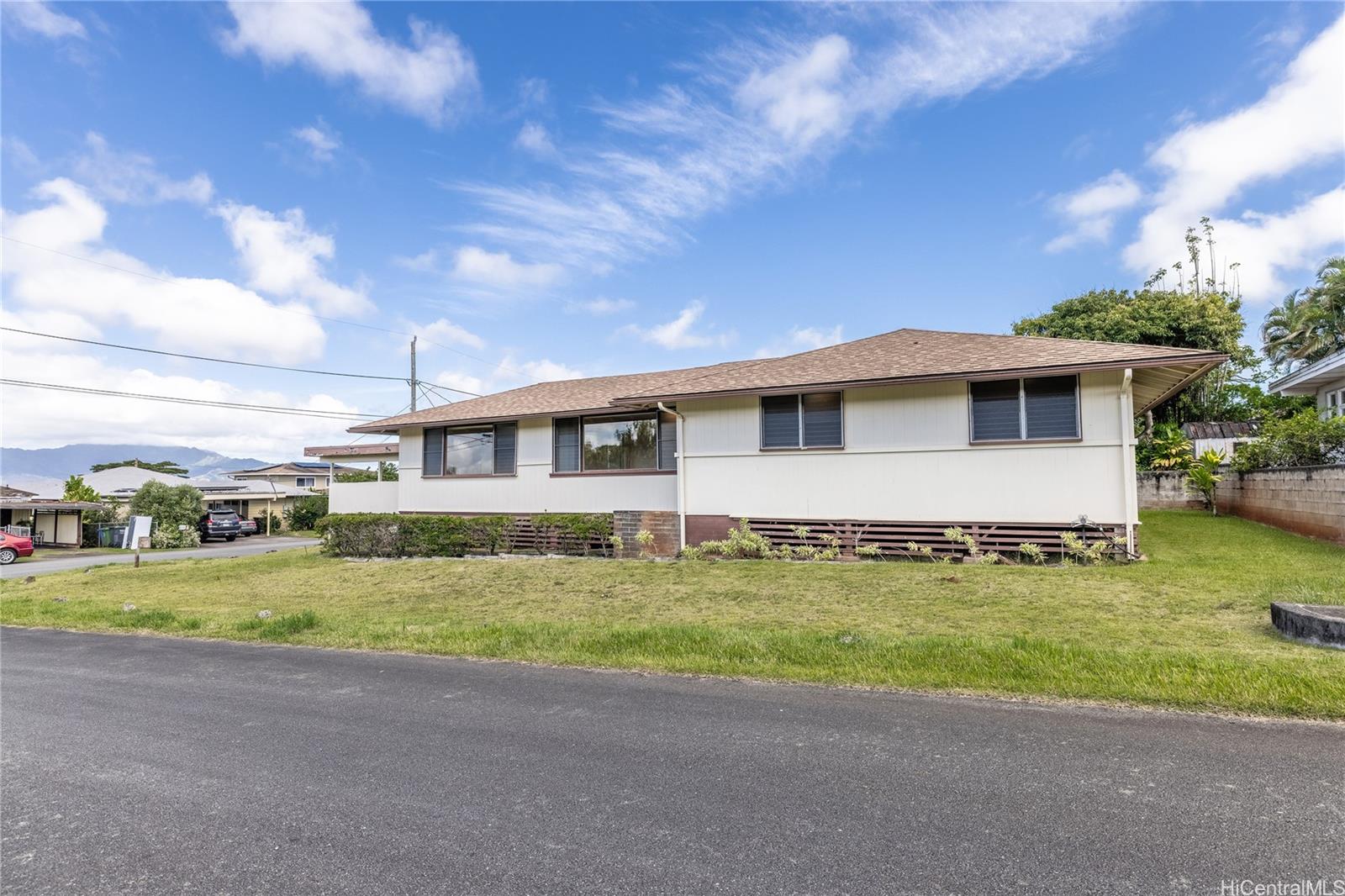 1768 Koikoi Street